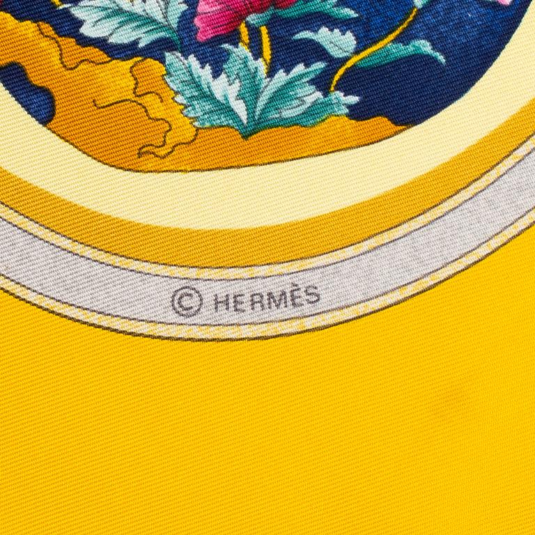 HERMÈS, scarf, "Qu'importe le flacon".