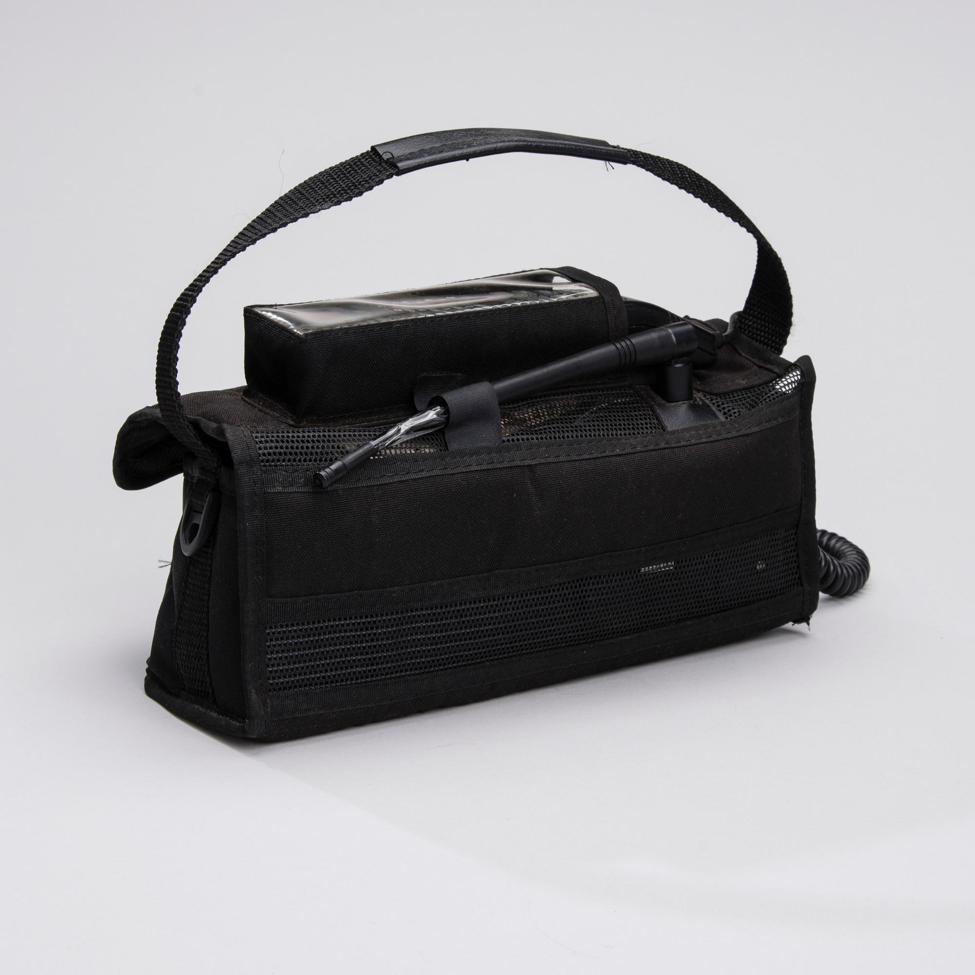 MOBILTELEFON, Motorola "Traveller", 1990-talets början.