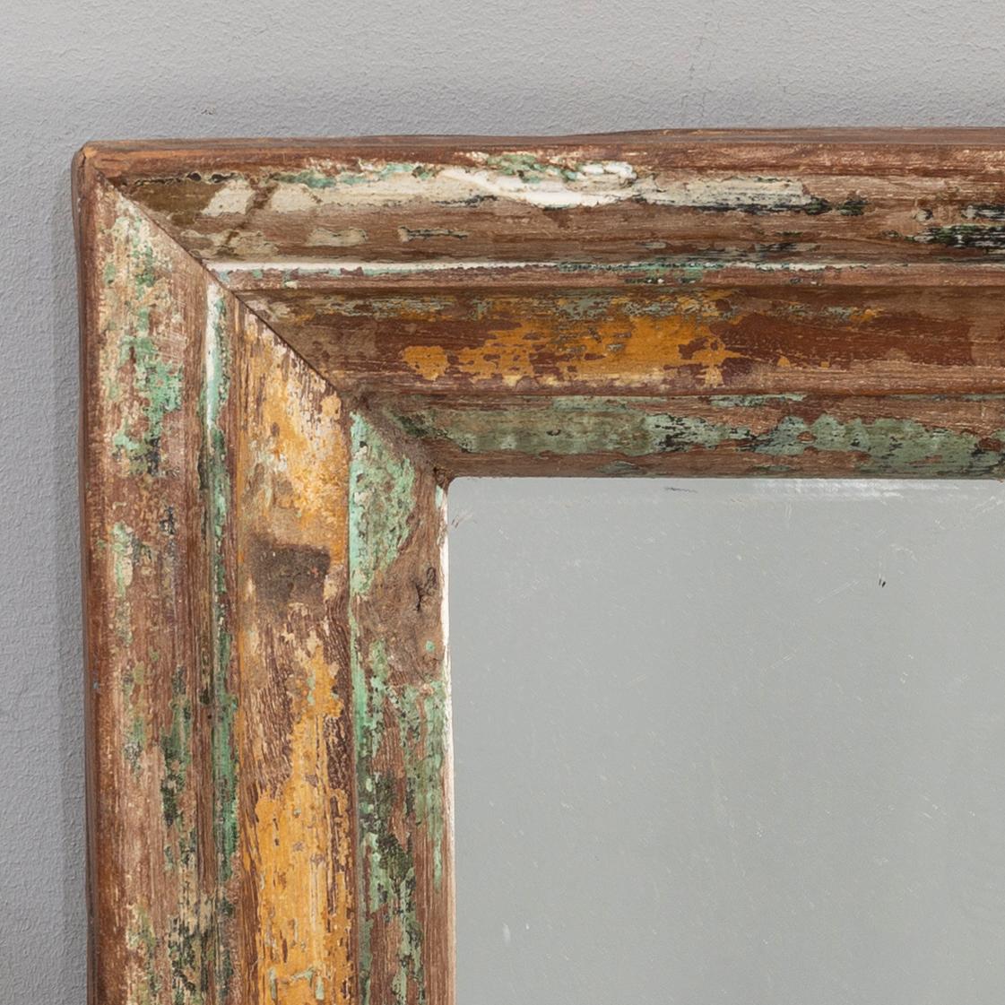 AN WALL MIRROR FROM INDIA.