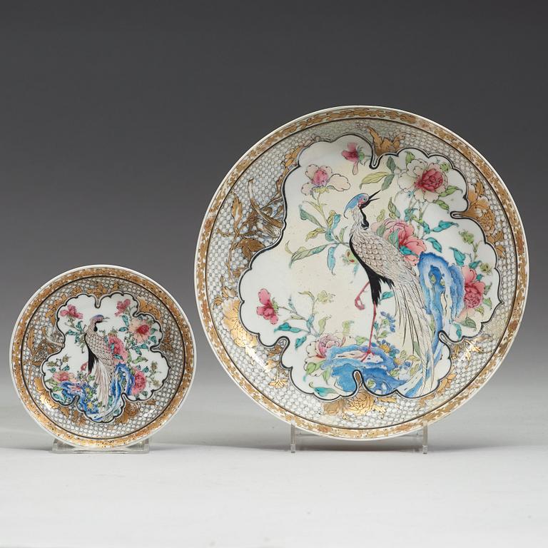 A Chinese export porcelain part tea service, Qing dynasty, Yongzheng (1723-1735).