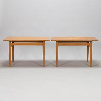 Lasse Ollinkari, soffbord, 2 st, för Arkkitehtuuritoimisto Aarne Ervi, tillverkare Haimi 1952.