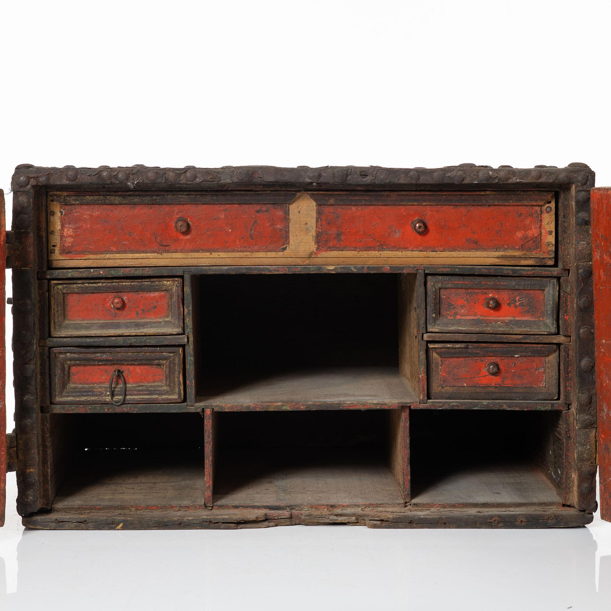 Skrin/mindre kista, 1600-talets andra hälft. Barock.