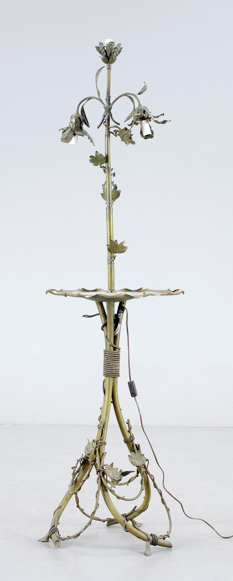 GOLVLAMPA, metall, jugend, tidigt 1900-tal.