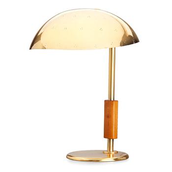 117. Paavo Tynell, A TABLE LAMP.