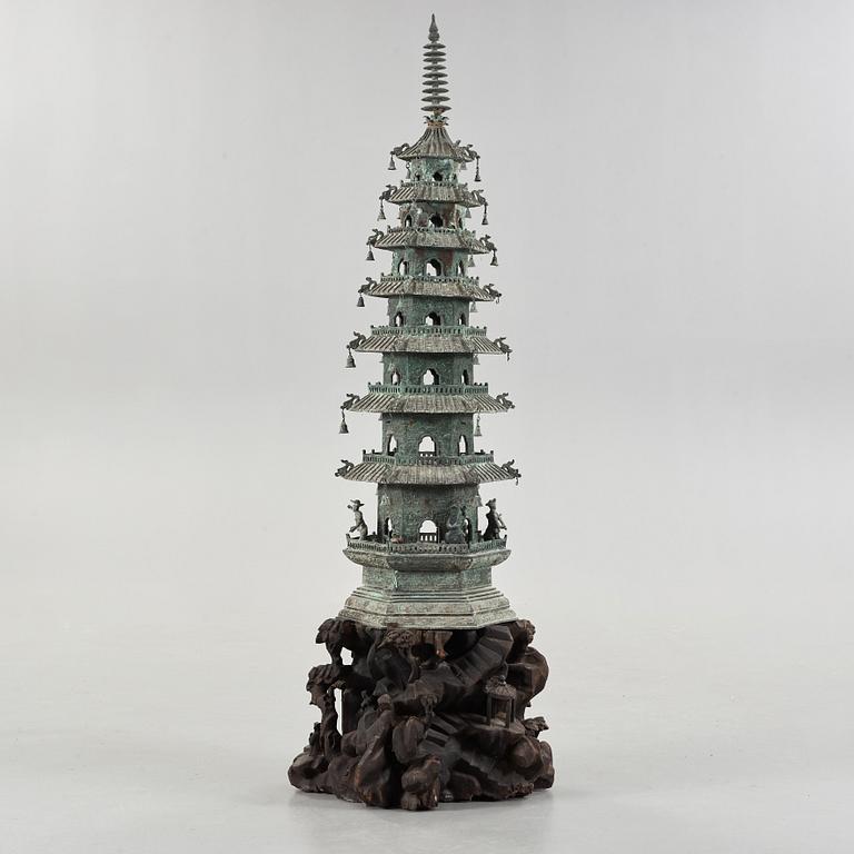 A large bronze pagoda, Qing dynasty (1644-1912).