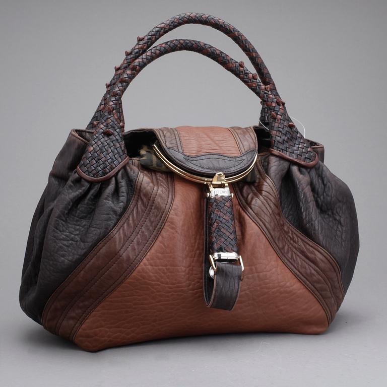 HANDVÄSKA, Fendi, "Spy Bag", 2000-talets början.