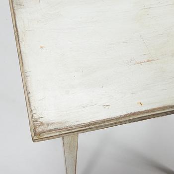 Bord, gustaviansk stil, tidigt 1900-tal.