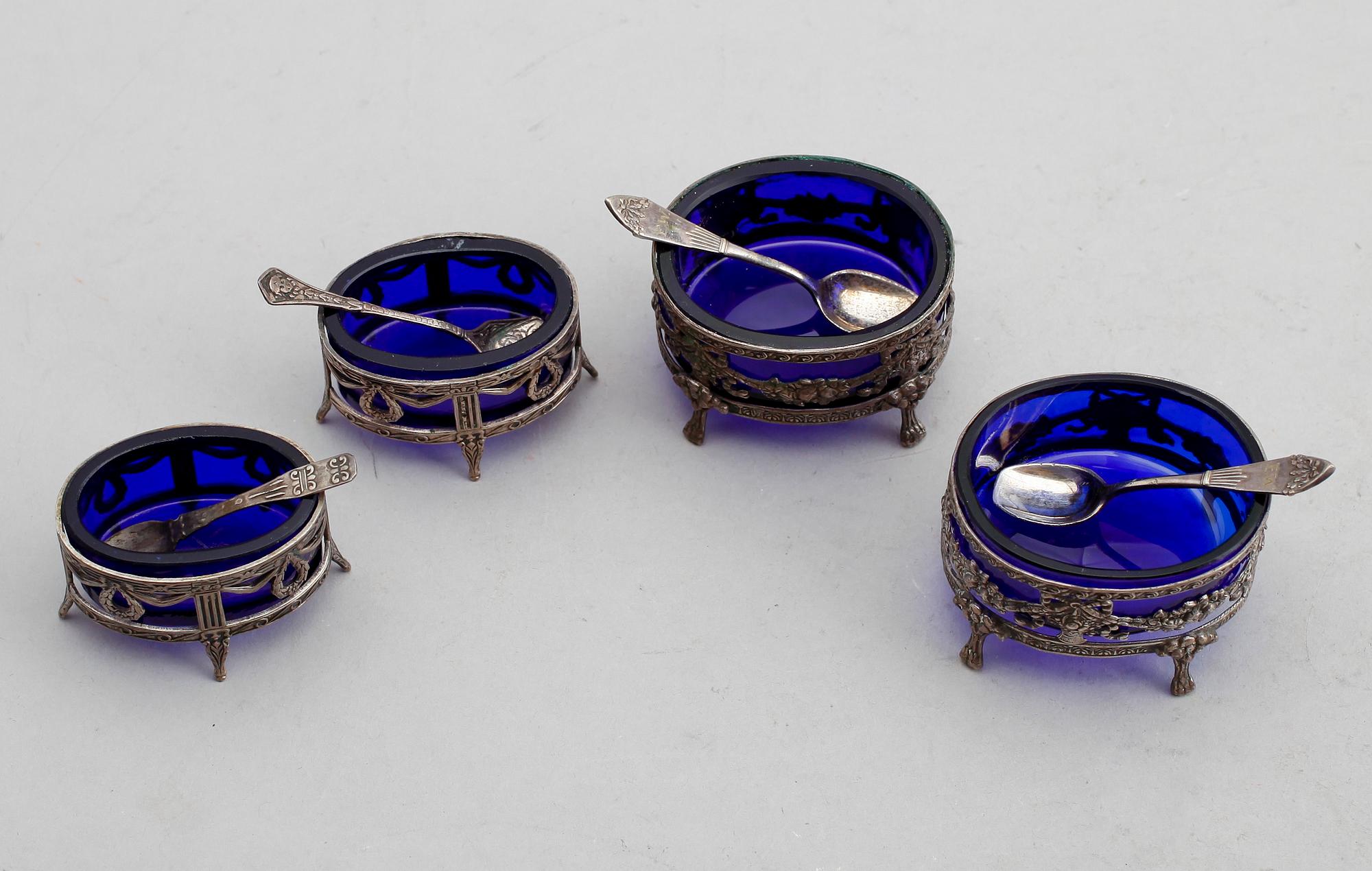 SALTKAR, 2 par, silver, bla Stockholm 1948.