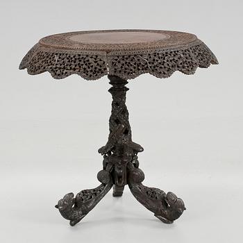 BORD, orientaliskt, 1800-tal.