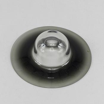 Timo Sarpaneva, a 'Cardinal's hat' glass bowl, Iittala, signed and dated -57.