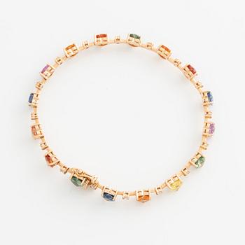 Bracelet with heart-shaped multicolored sapphires and brilliant-cut diamonds.