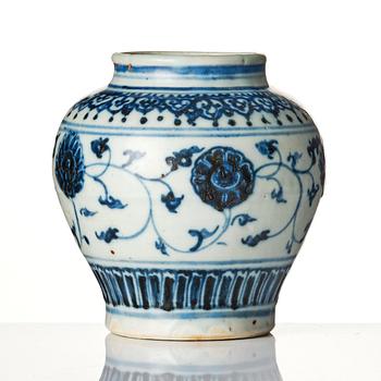 A blue and white 'lotus' jar, Ming dynasty, 16th century.