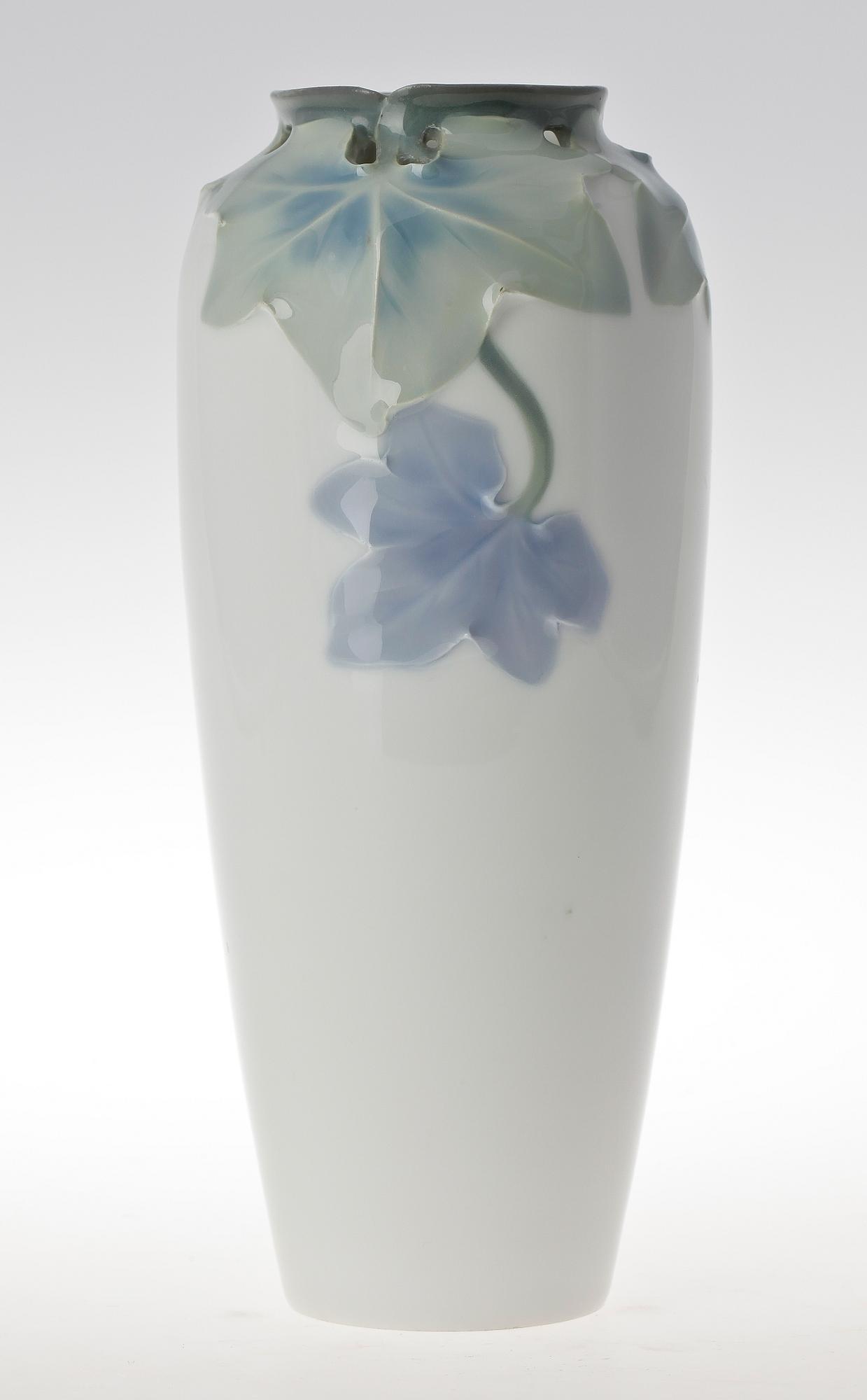 VAS, porslin. Algot Eriksson, Rörstrand.