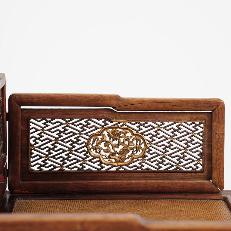 Dagbädd, hardwood. Qingdynastin, 1800-tal.