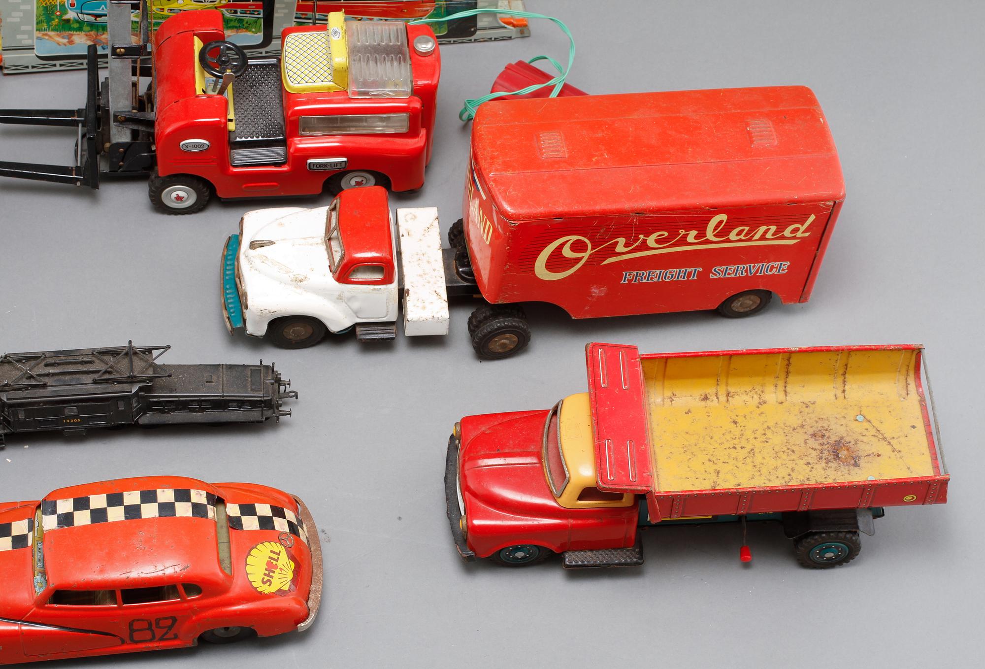 PARTI LEKSAKER, 10 delar, Japan, Tyskland samt England, 1900-tal.