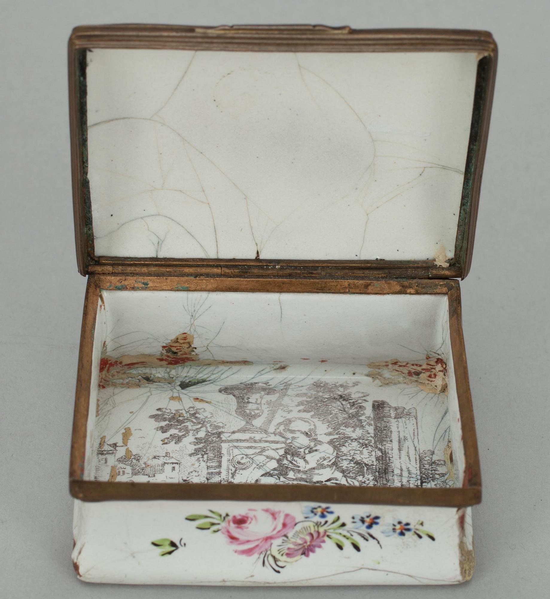 SNUSDOSA, emalj, koppar och mässing, Mellaneuropa 1700-talets senare hälft.