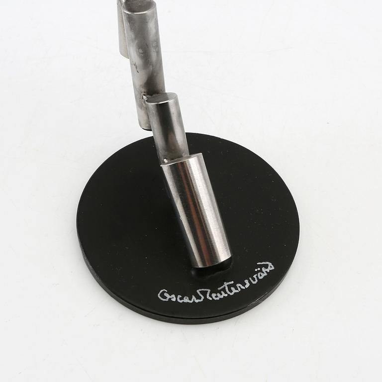 Oscar Reutersvärd, skulptur  signerad.