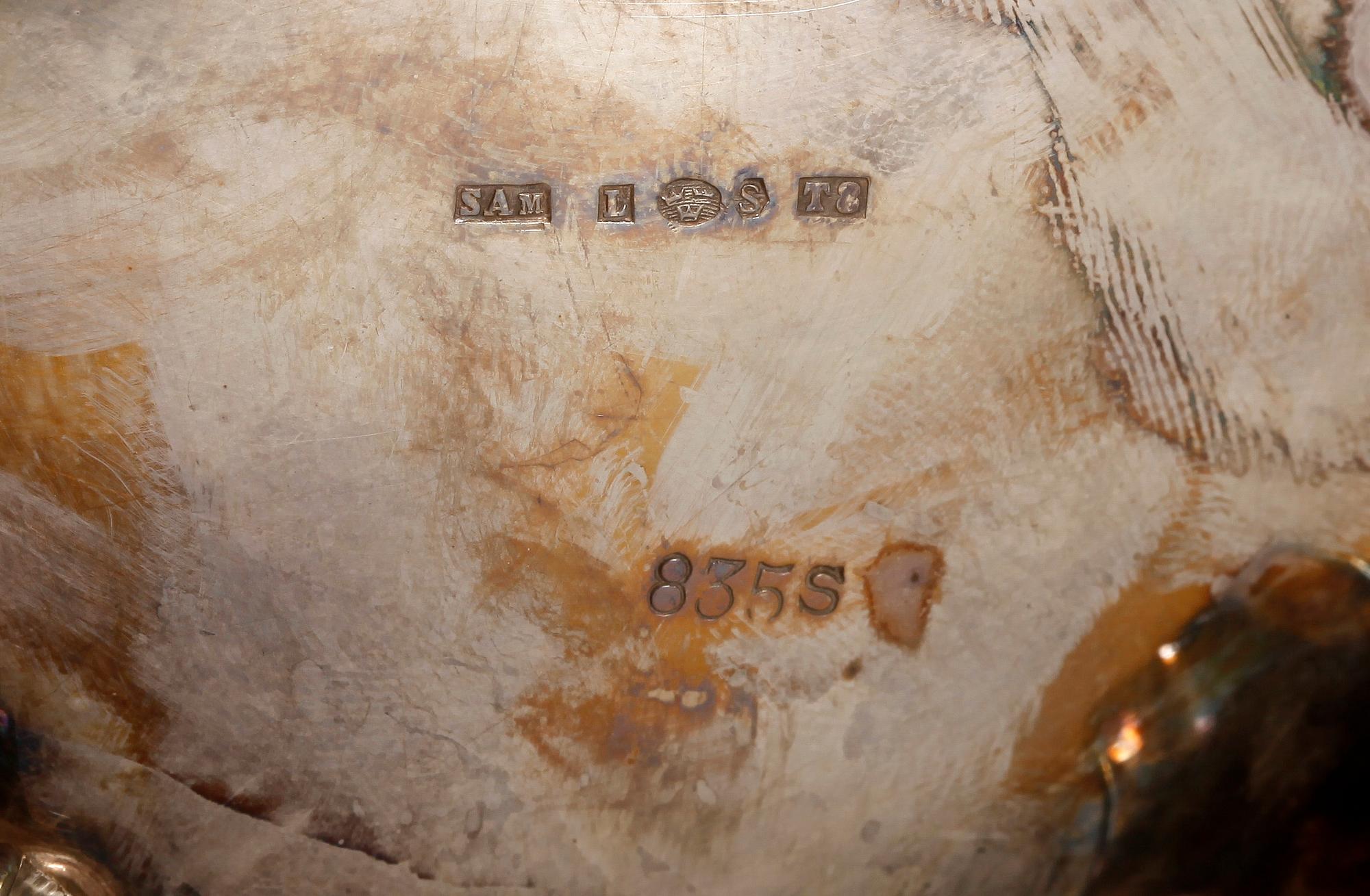 CHOKLADKANNA, silver, rokokostil, Svenssons Eftr G Falkengren, Lidköping, 1945, vikt ca 365g.