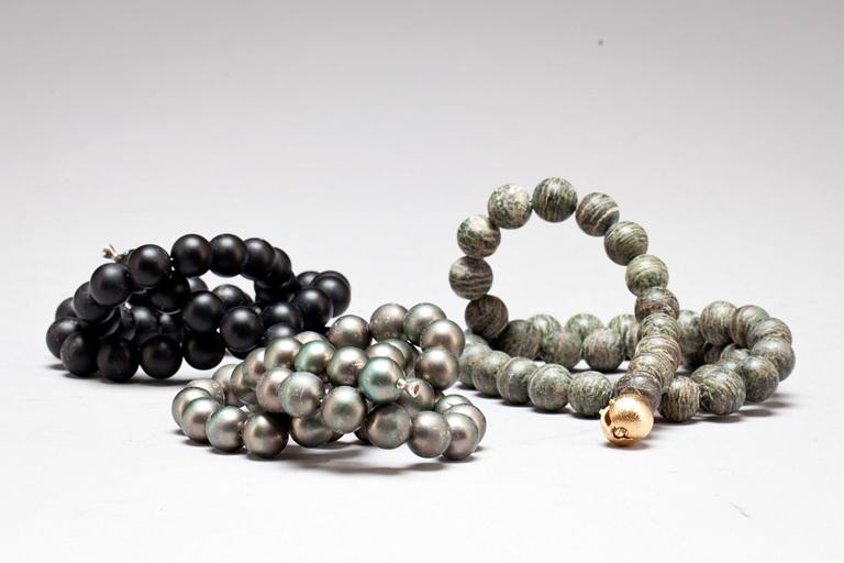 COLLIER, 3 st, Ole Lynggaard, Köpenhamn. 1980-tal.