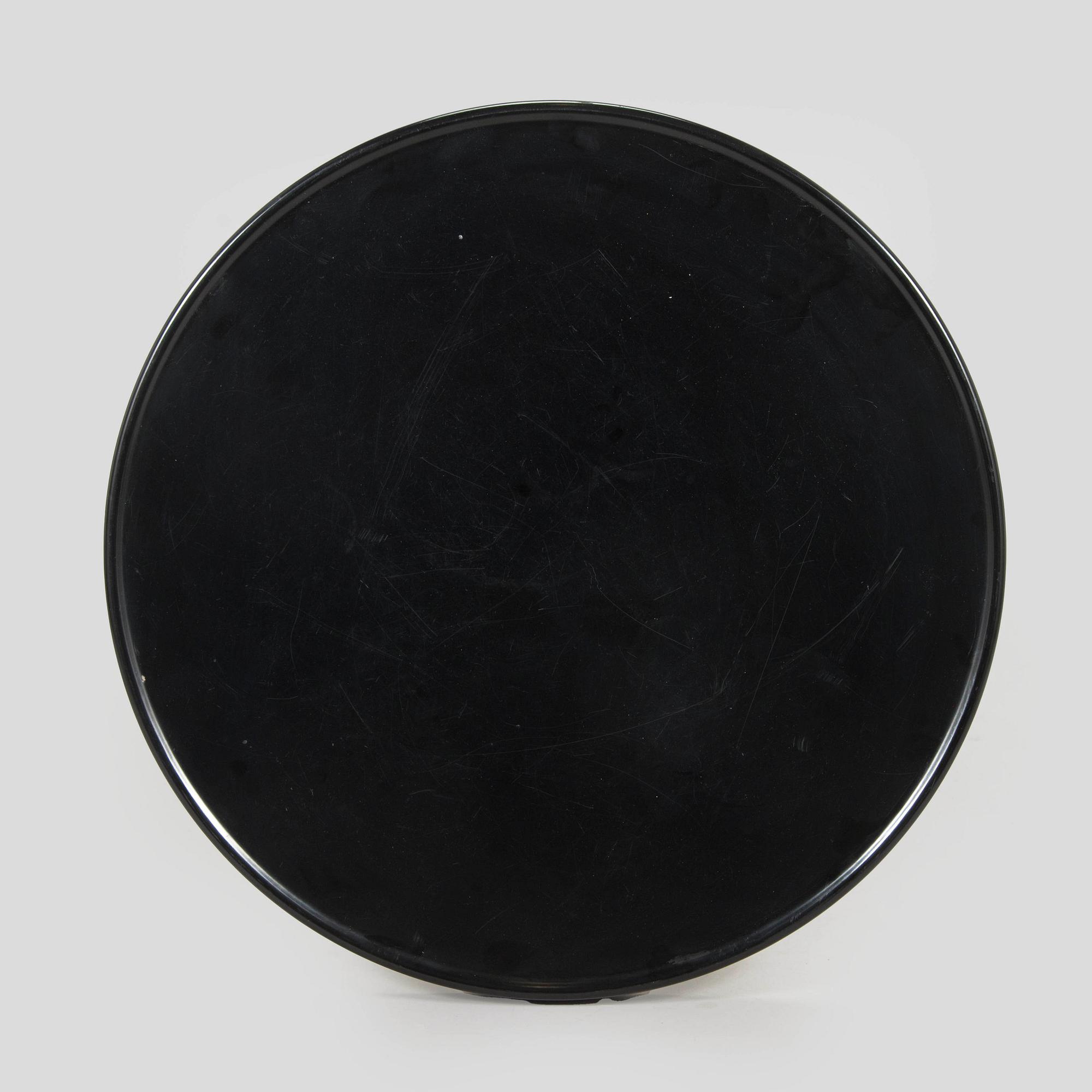 Yrjö Kukkapuro, pöytä, "Saturnus", tilaustyö, Haimi,  1970-luvun loppu.