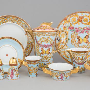 30 parts of the table set "Le Jardin de Versace" by Versace for Rosenthal.
