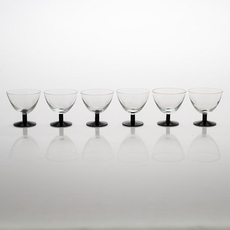 Saara Hopea, A set of 12 mid 1900s cocktail glasses, model 2126, Nuutajärvi Notsjö, Finland.