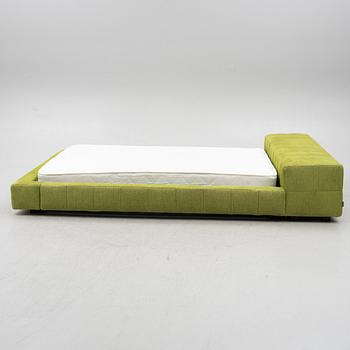 Giuseppe Viganò, a "Squaring" bed, Bonaldo, Italy.