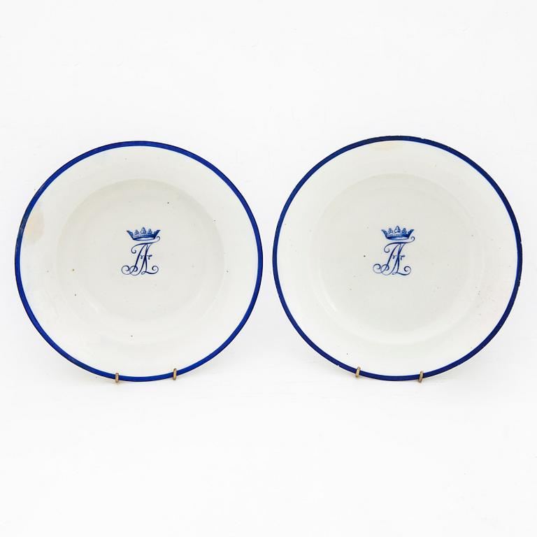 A 16-piece set of porcelain plates, Paris 1804-09, with Axel von Fersen's monogram.