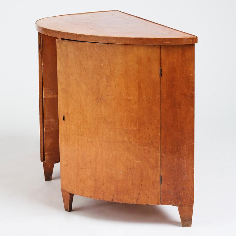 Gunnar Asplund, a Swedish Grace birch sideboard, 1910- 1920's.