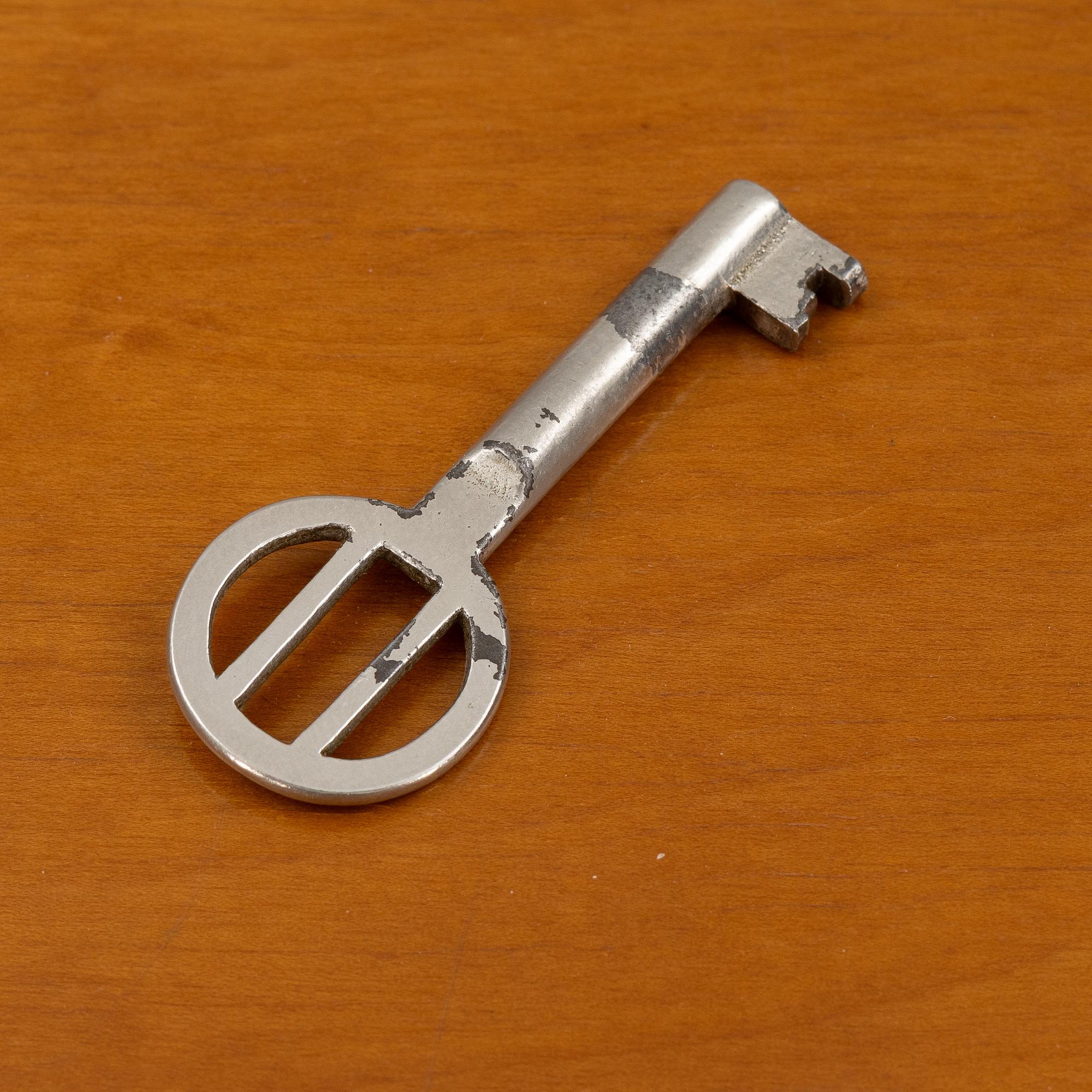 A cabinet, Swedish Grace, first half of the 20th century.