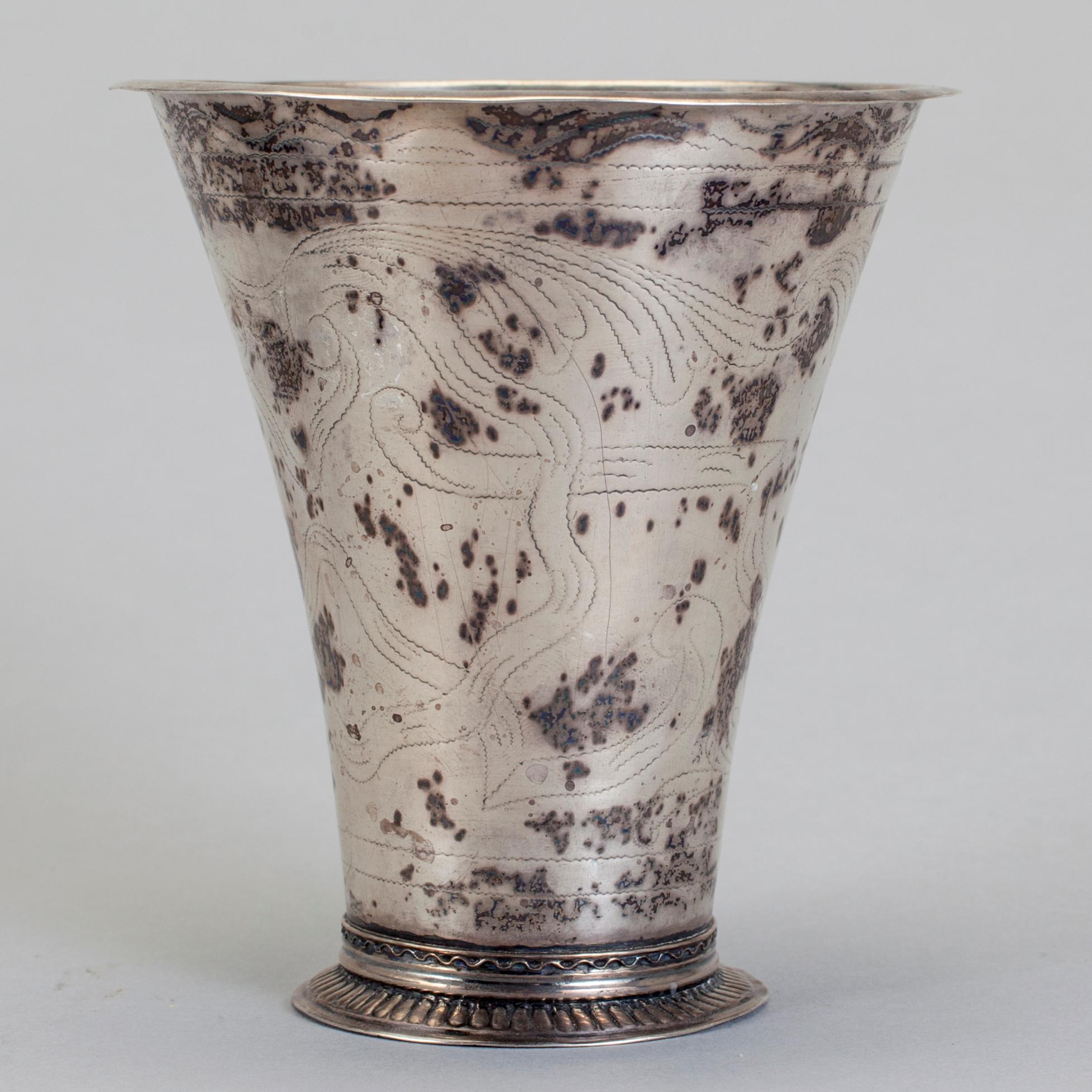 BÄGARE, silver, Lars Biugg, Jönköping, 1768. Vikt ca 81 gram.