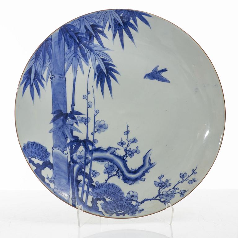 Praktfat, porslin, Japan, Meiji (1868-1912).