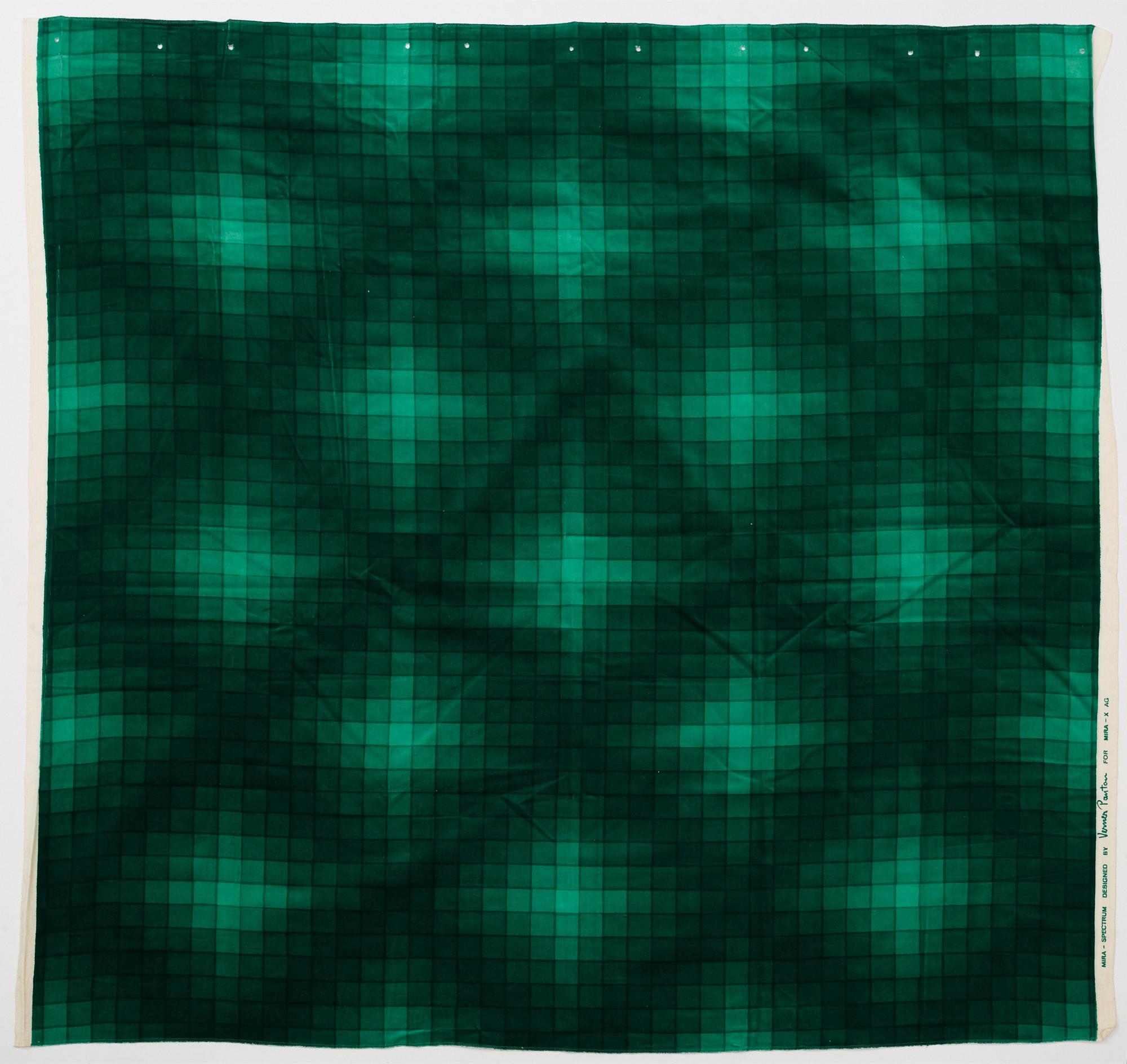 Verner Panton, GARDINLÄNGDER, 3 ST., OCH PROVBITAR, 10 ST. Bomullsvelour. Olika gröna nyanser och mönster. Verner Panton.