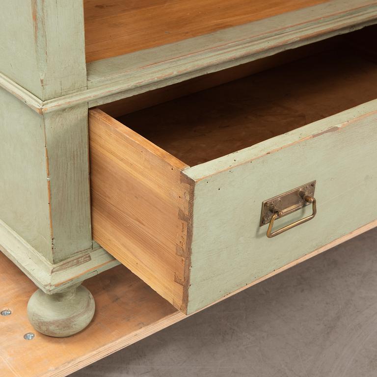 A clothes cabinet, around 1900.
