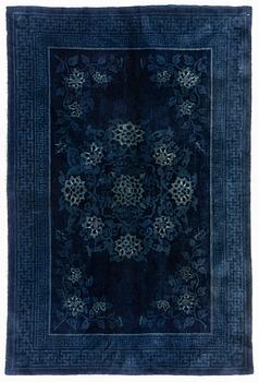 Matta, antik/semiantik Baotou, Kina, ca 265 x 175 cm.