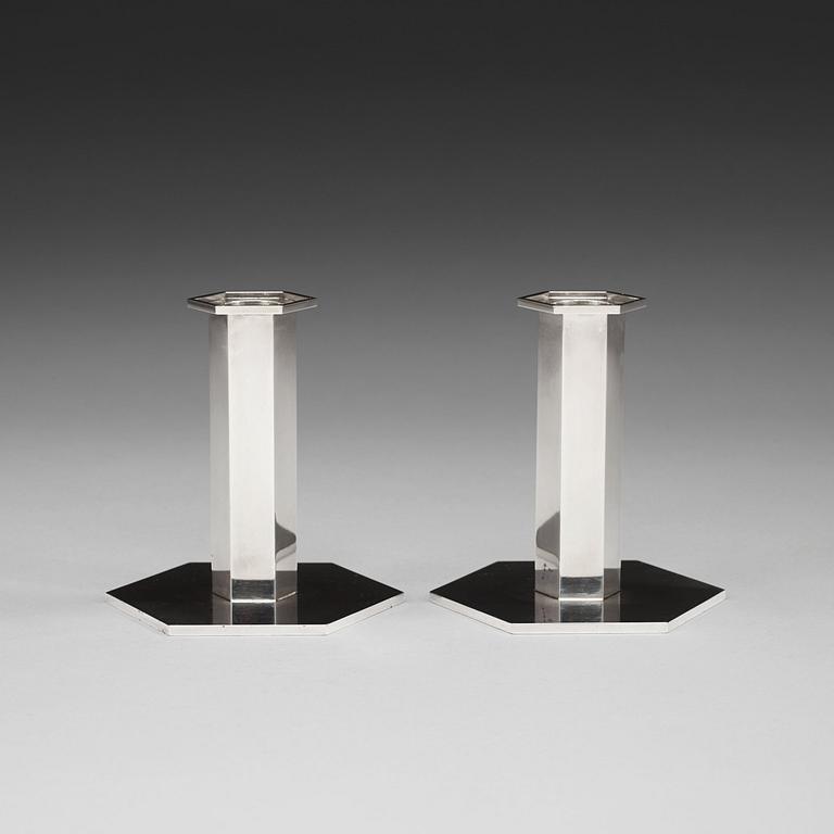 A pair of Wiwen Nilsson sterling candlesticks, Lund 1960.