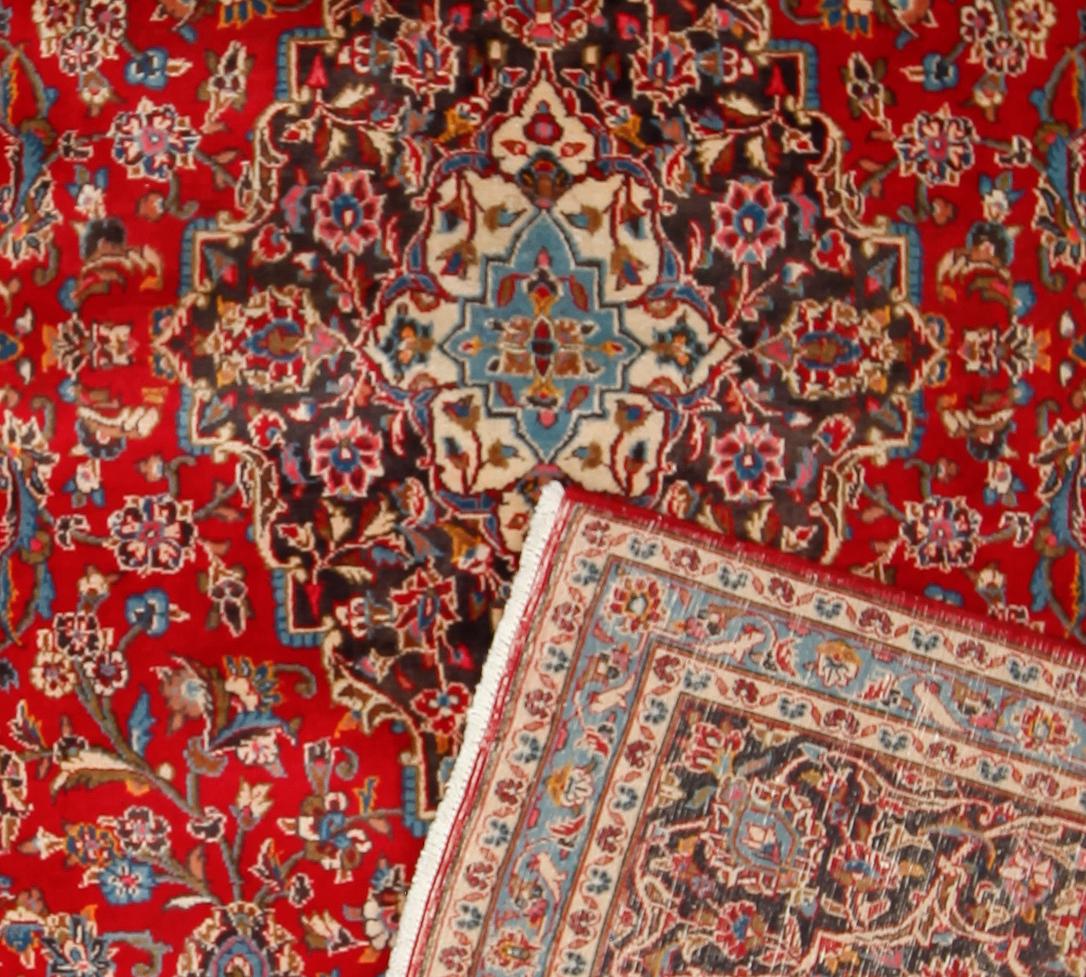 MATTA, Meshed, 382 x 297 cm.