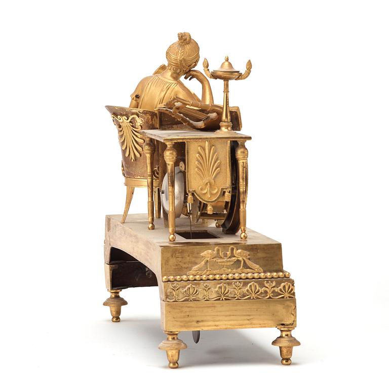BORDSPENDYL. Frankrike, 1800-talets början. Empire.