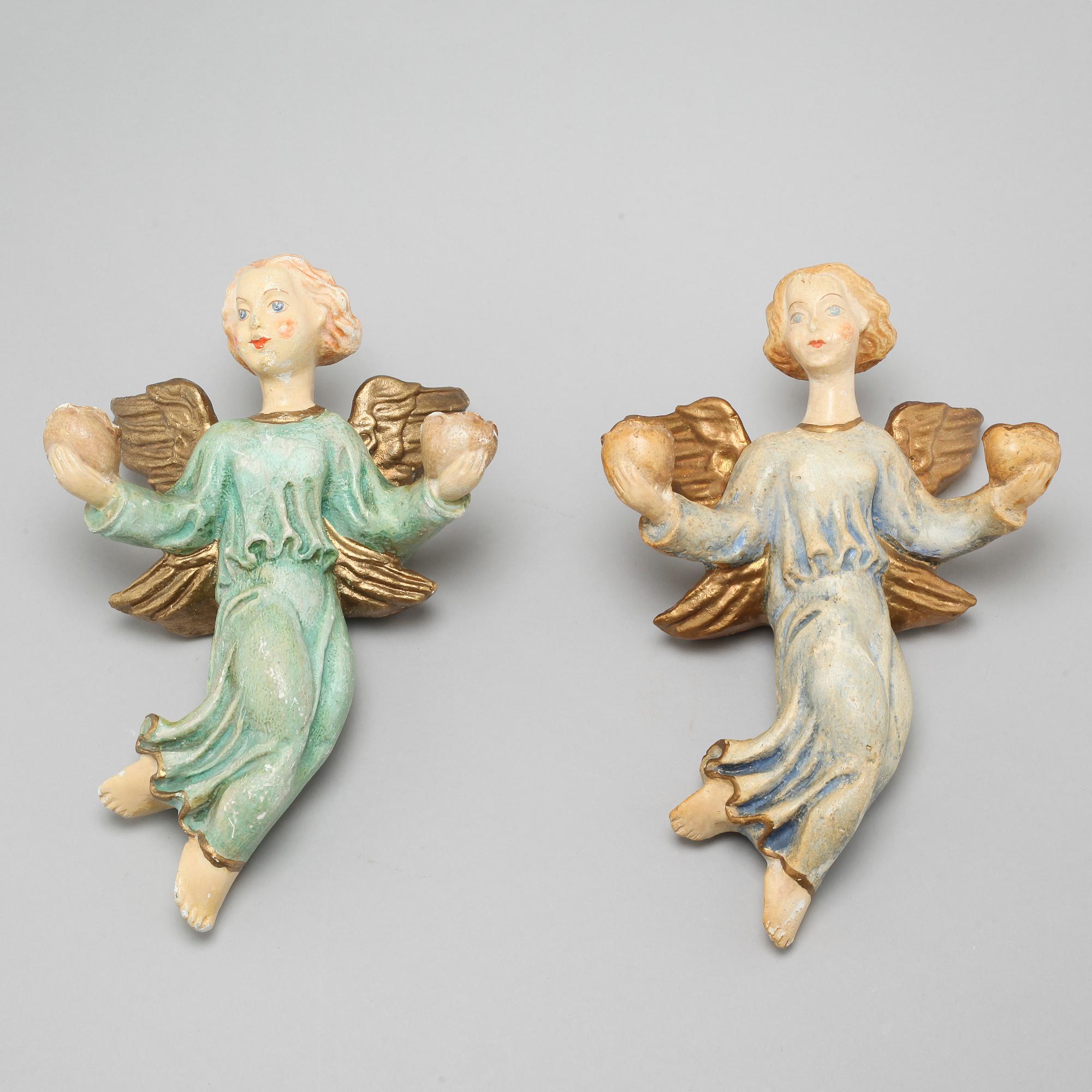 A pair of plaster wall candlesticks by Erling Valldeby, signed Eve and dated -45/-47.