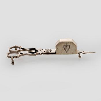 Silver candle snuffer scissors, France 1793/1794, and Paris mark 1809-19.