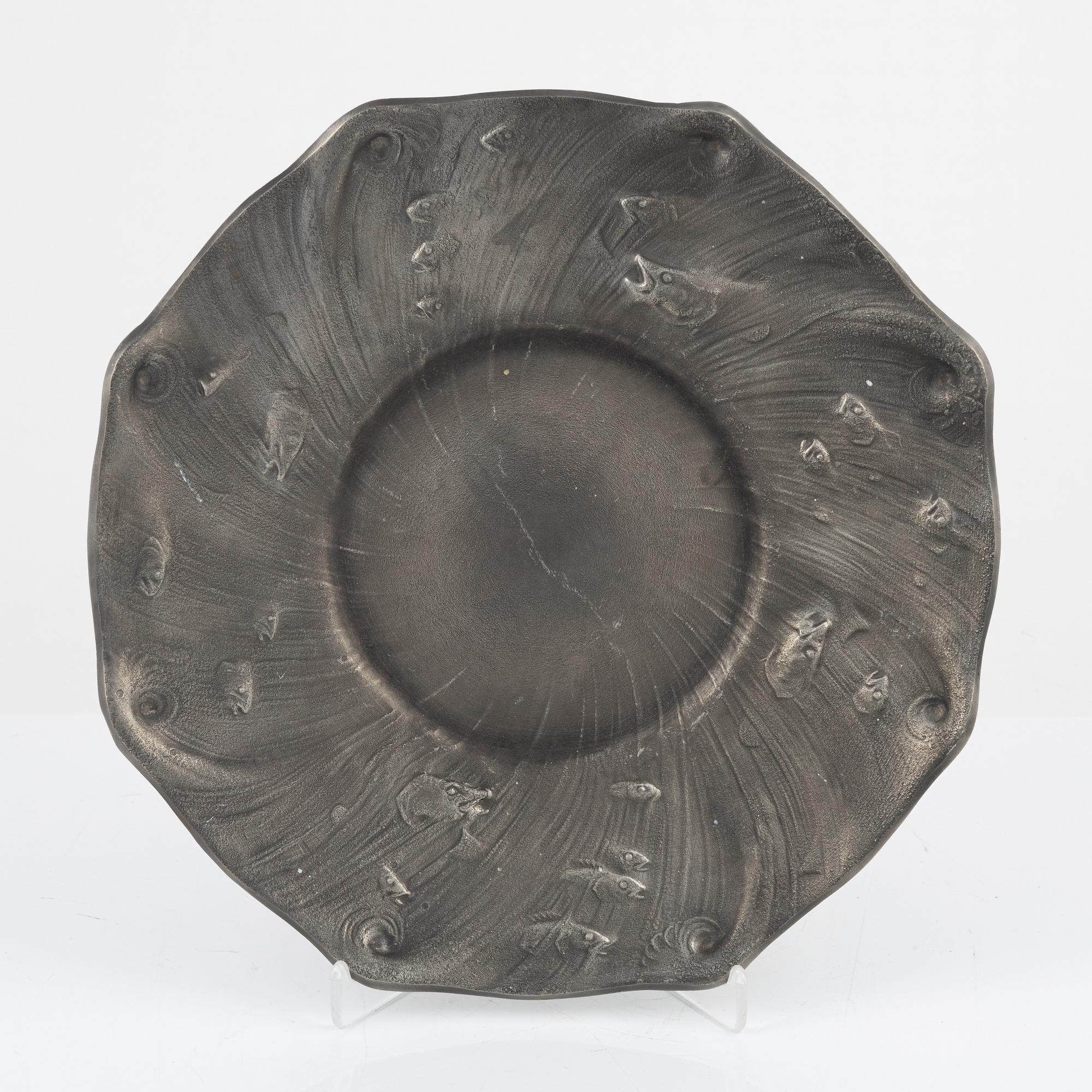 Olof Ahlberg, a pewter dish, Schreuder & Olsson, Stockholm, 1987.