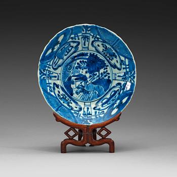 302. A blue and white kraak dish, Ming dynasty Wanli (1572-1620).