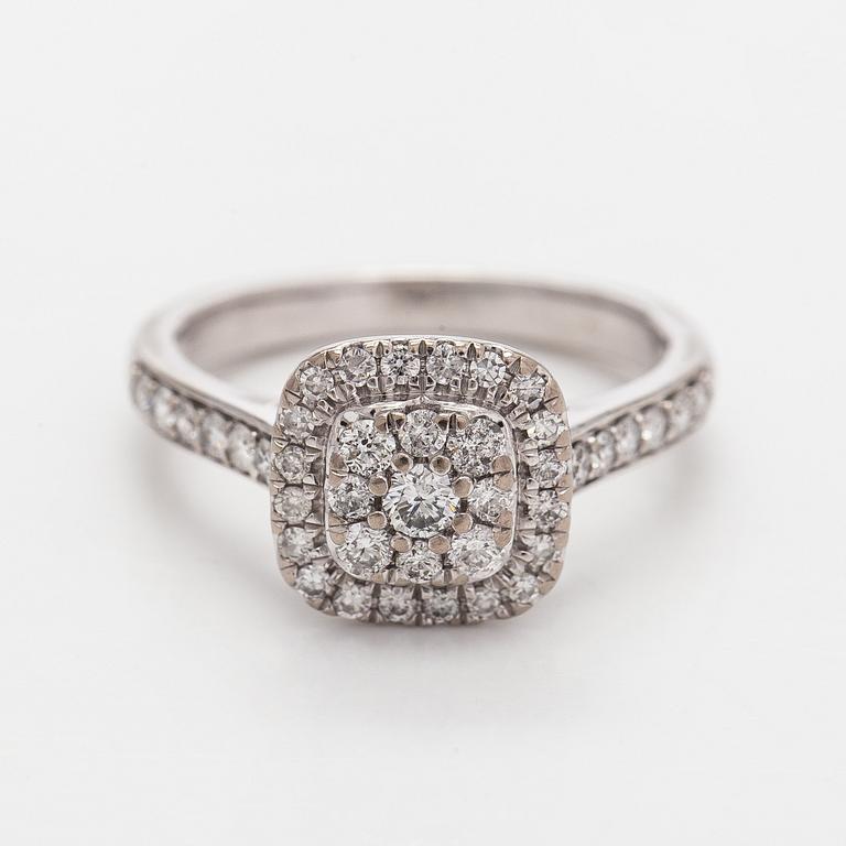 Ring, brilliant and 8/8 cut diamonds, 14K white gold.