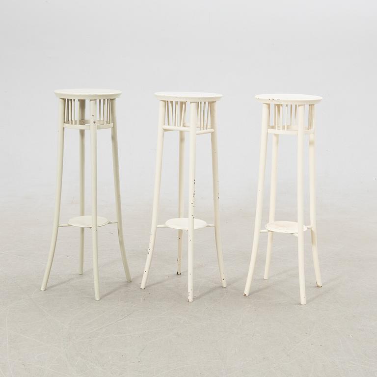 Piedestaler 3 st 1900-talets första hälft.