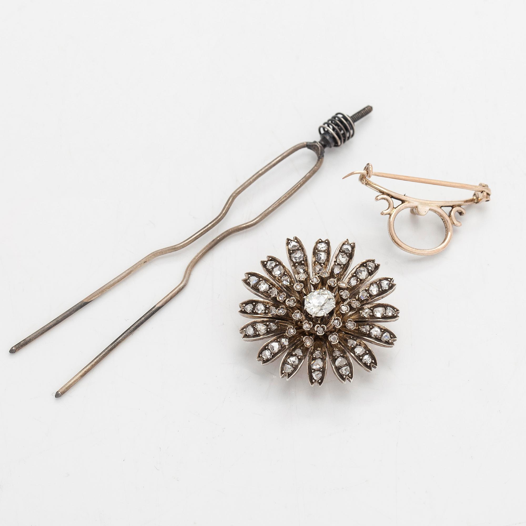 Brosch/hårsmycke/hänge, 18K guld/silver och gammalslipade diamanter, Franska stämplar, 1900-talets början.