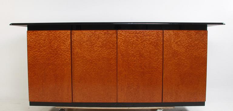 SIDEBOARD, Italien, sent 1900-tal.