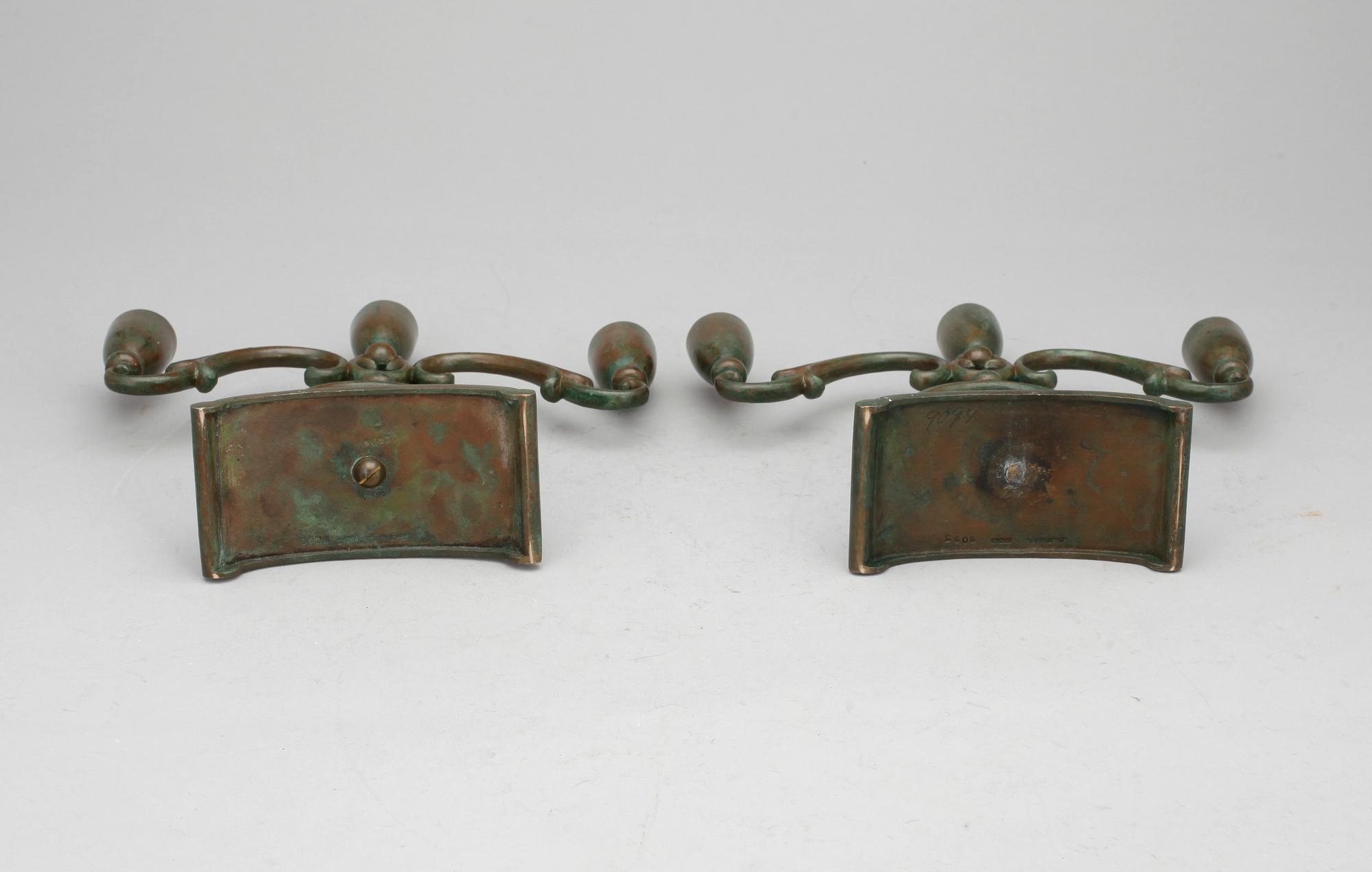 LJUSSTAKAR, ett par, Sune Bäckström 1900-talets första hälft.