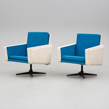 FÅTÖLJER, ett par, 1970-tal.