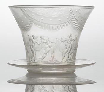 A Simon Gate 'Slöjdansen' glass bowl with stand, Orrefors 1924.