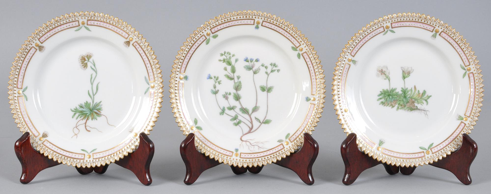 ASSIETTER, 6 st, porslin, "Flora Danica" Royal Copenhagen, Danmark.